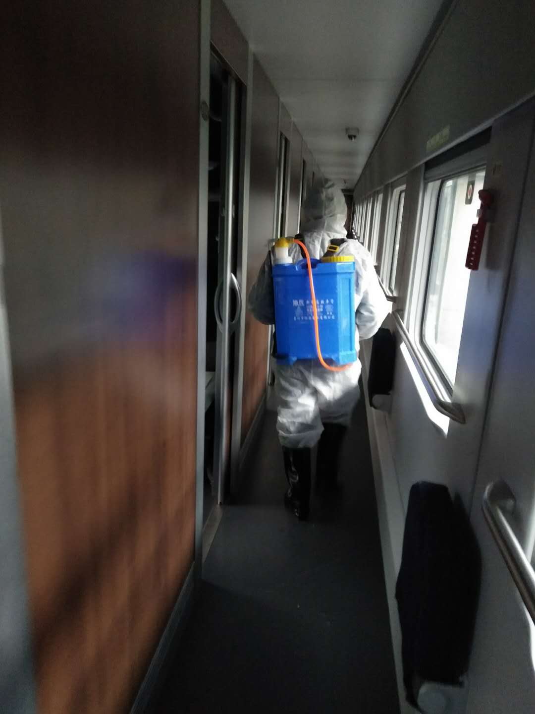 大指公司全力参与新冠肺炎疫情防控，为广大旅客的健康安全出行保驾护航。